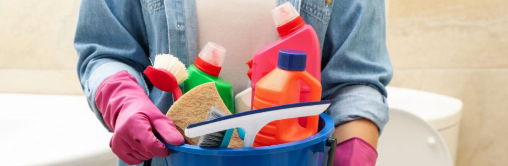 veja cinco dicas para evitar o desperdicio de produtos de limpeza na sua empresa