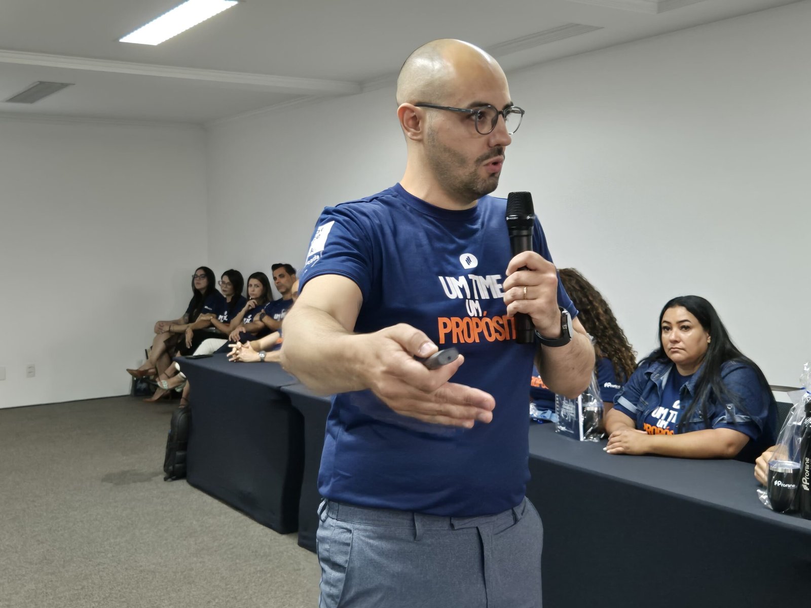 CEO da Profline representando liderança humanizada e cultura organizacional baseada em confiança e propósito